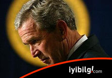 Bush istifa depremini uzaklaşarak atlatıyor