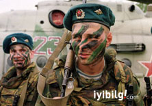Rus ordusunda reform; askerlik 1 yıla iniyor.  
 
