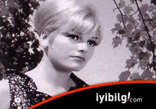 Ajda Pekkan-CIA: &lsquo;Gergin g&ouml;rd&uuml;k sizi&rsquo;!