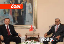 Pes ile yuh arasında kalmak...