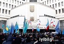 Ukrayna Parlamentosu'ndan ''Kırım'' kararı