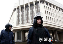 Kırım Parlamentosu resmen başvurdu