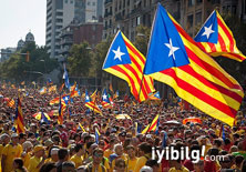 Katalonya'da referandum askıya alındı
