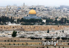 İngiltere'den İsrail'in Kudüs broşürüne yasak