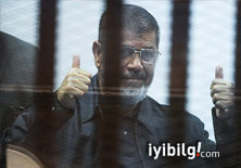 Mursi'nin duruşması ertelendi
