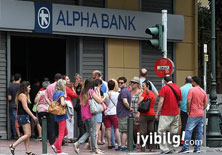 Yunanistan'da bankalar kapalı