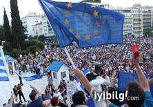 'Yunanistan Avro bölgesini terk etmemeli'