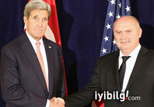 Dışişleri Bakanı Sinirlioğlu Kerry ile görüştü