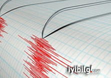 Atlantik'de 7.4 büyüklüğünde deprem